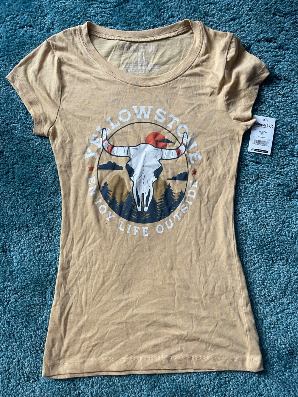 XS Yellowstone Theme Tee NWT